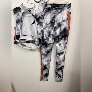 Jo and Jax bra top and leggings set, size XS adult.